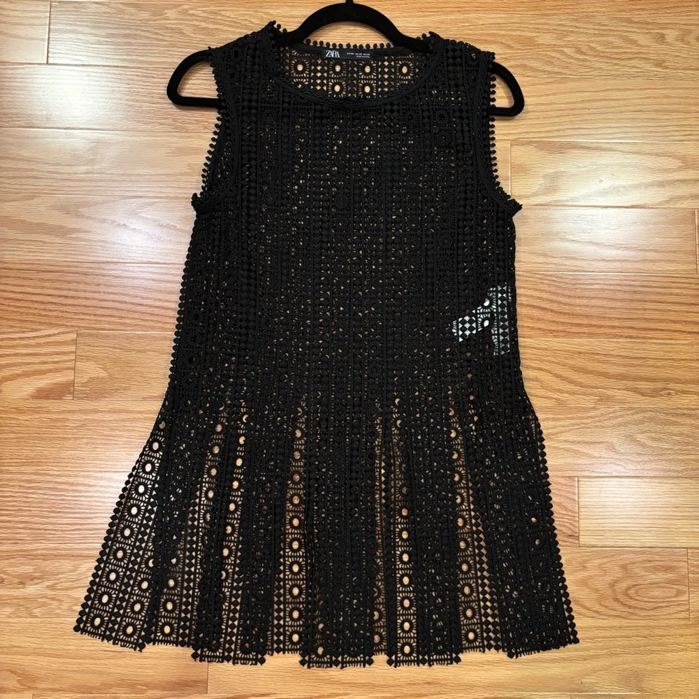 Elegant Black Crochet Lace Top